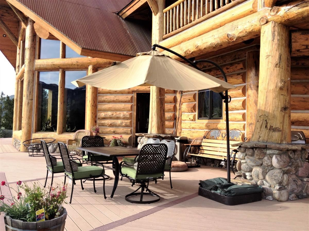 Mcdonald'S Ranch Lodge Gardiner Exterior foto